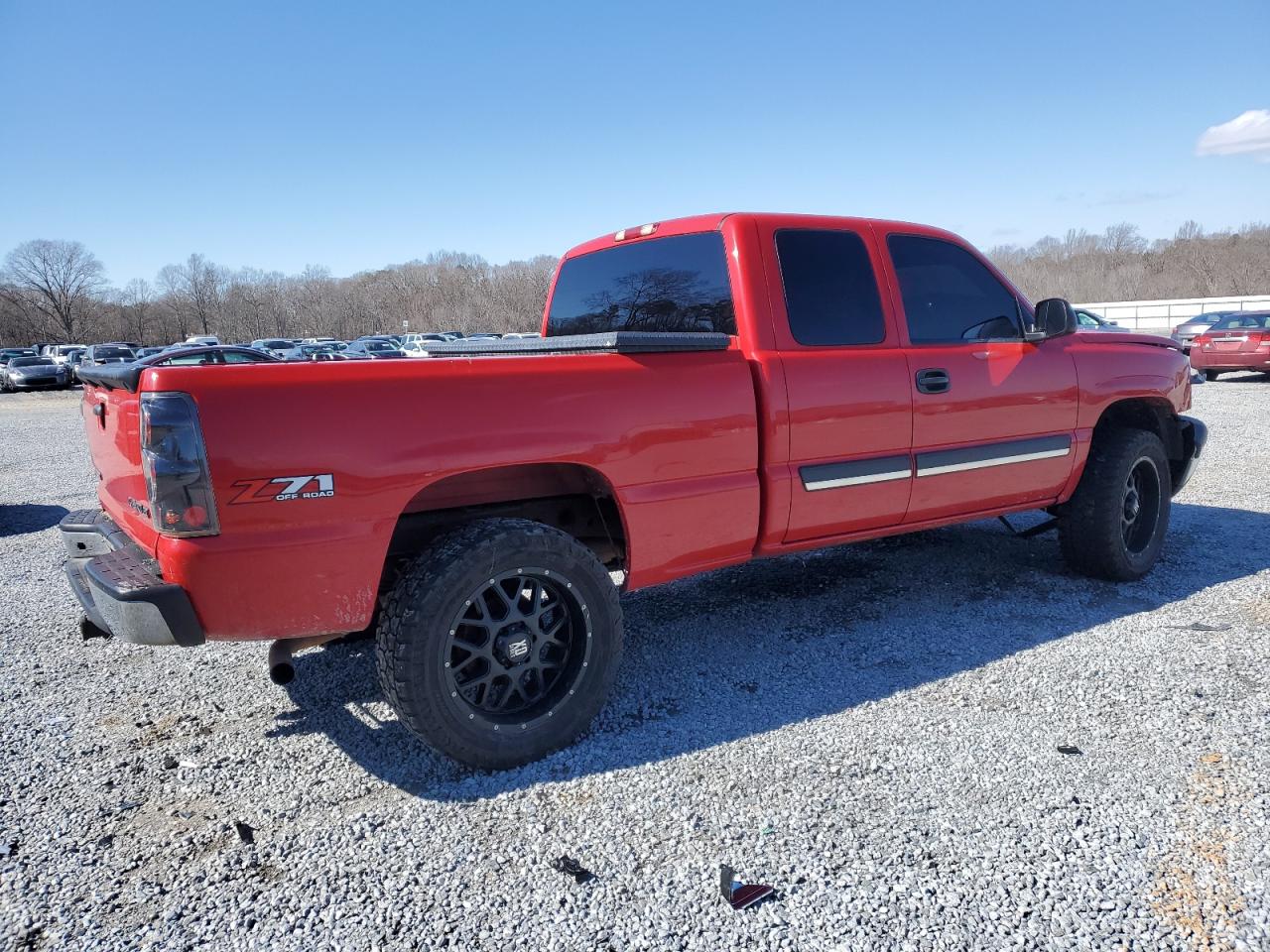 2005 Chevrolet Silverado - Image 3