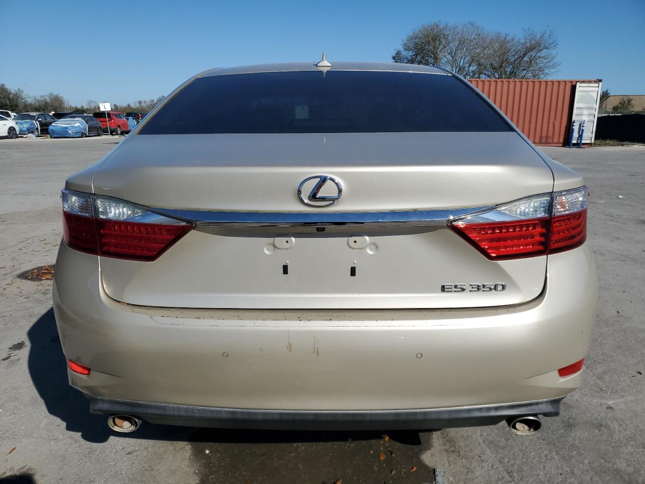 2013 Lexus ES - Image 6