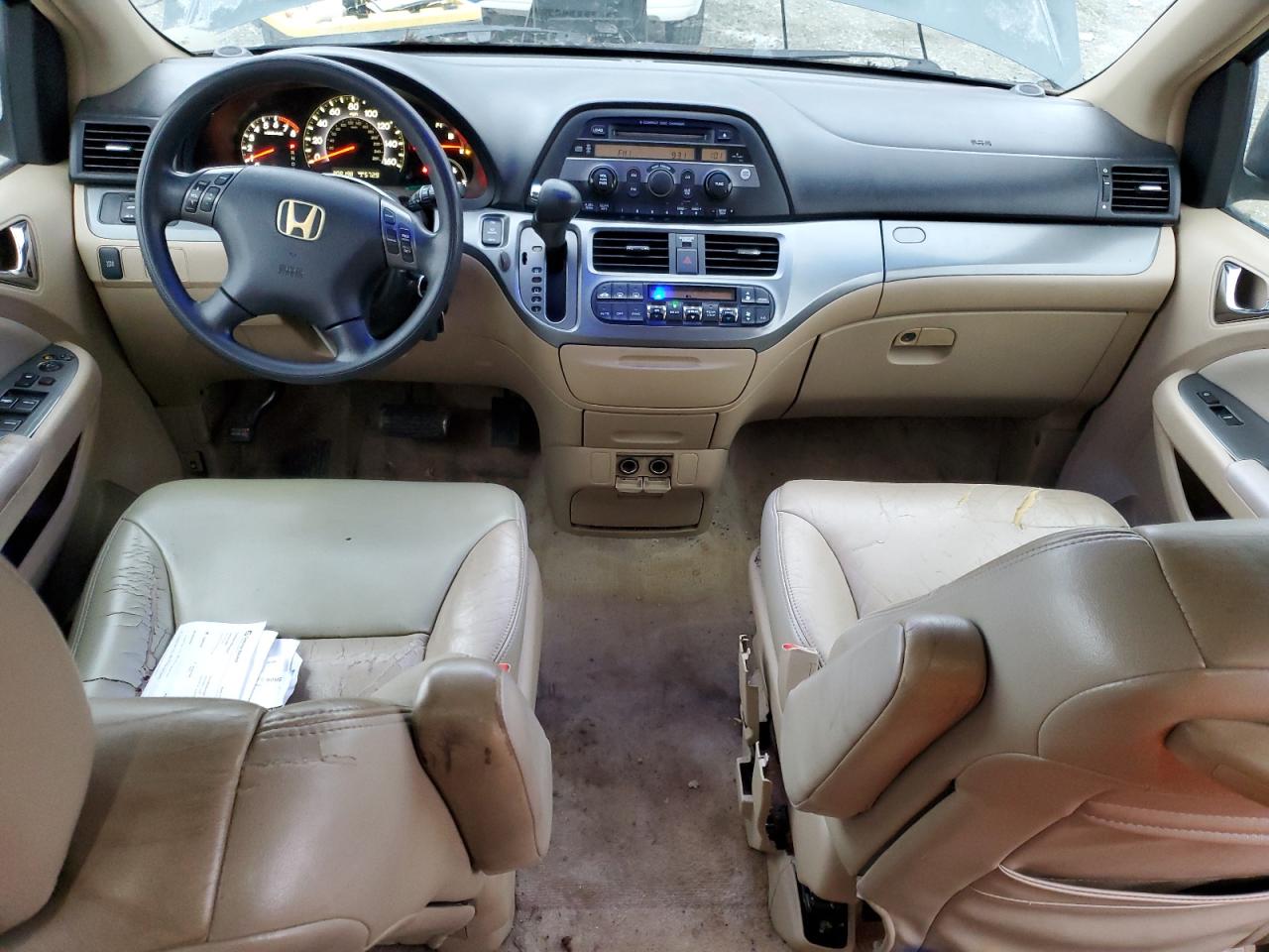 2005 Honda Odyssey - Image 8