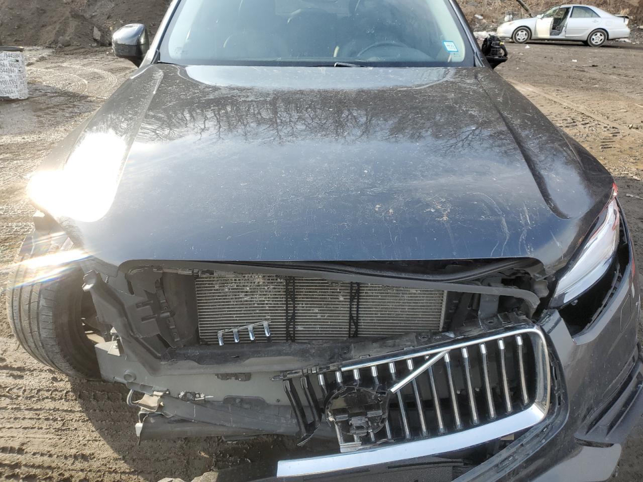 2021 Volvo XC90 - Image 13