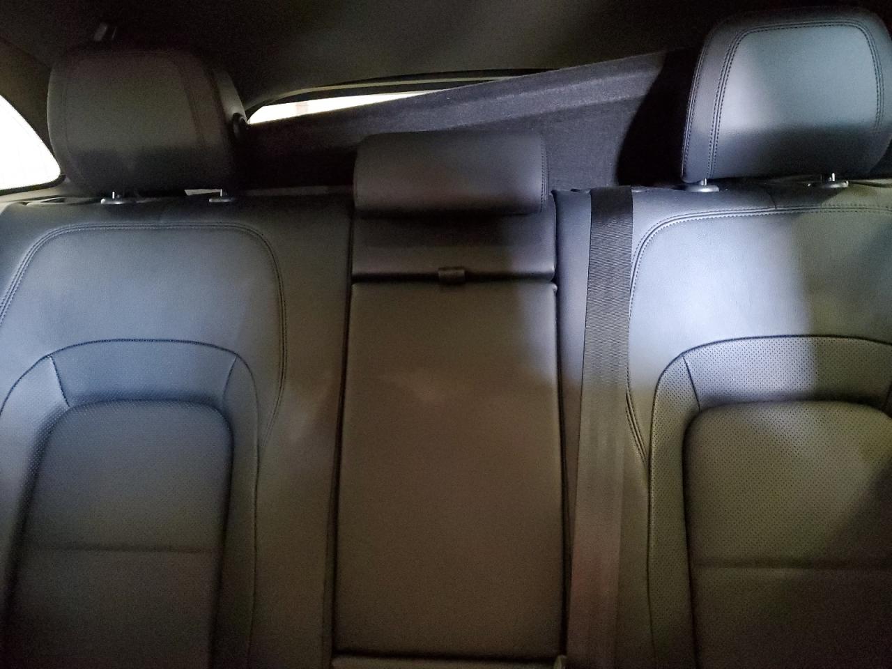 2021 Jaguar F-Pace - Image 10