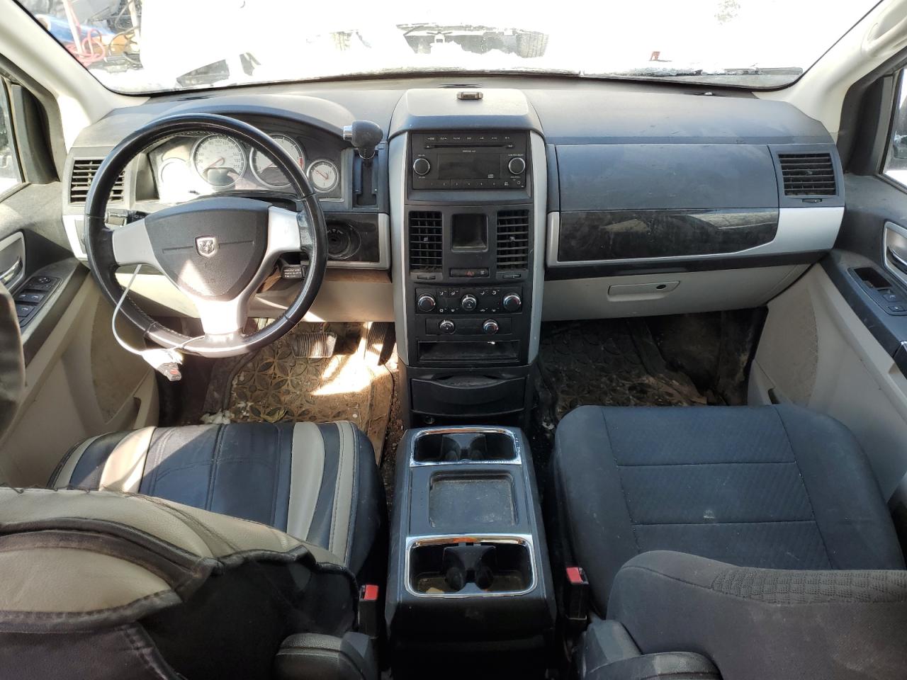 2010 Dodge Grand Caravan Se VIN: 2D4RN4DX0AR457537 Lot: 44135835