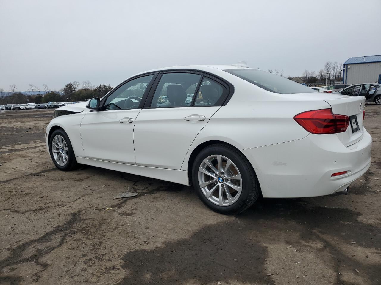 2017 BMW 3er - Image 2