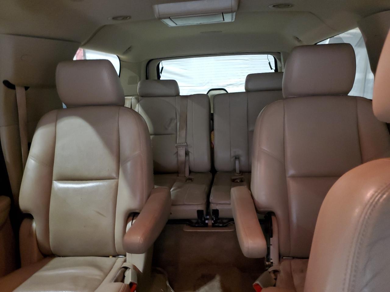 2014 GMC Yukon - Image 10