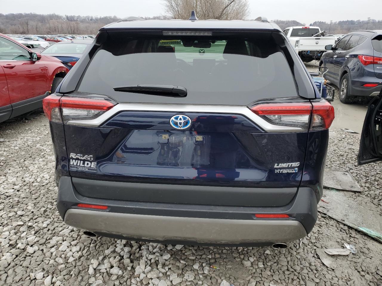 2023 Toyota RAV 4 - Image 6