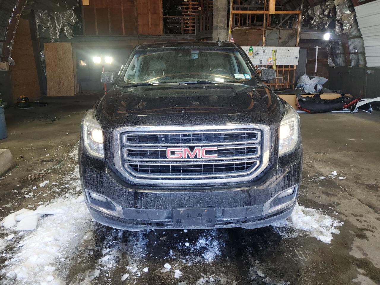 2015 GMC Yukon - Image 5