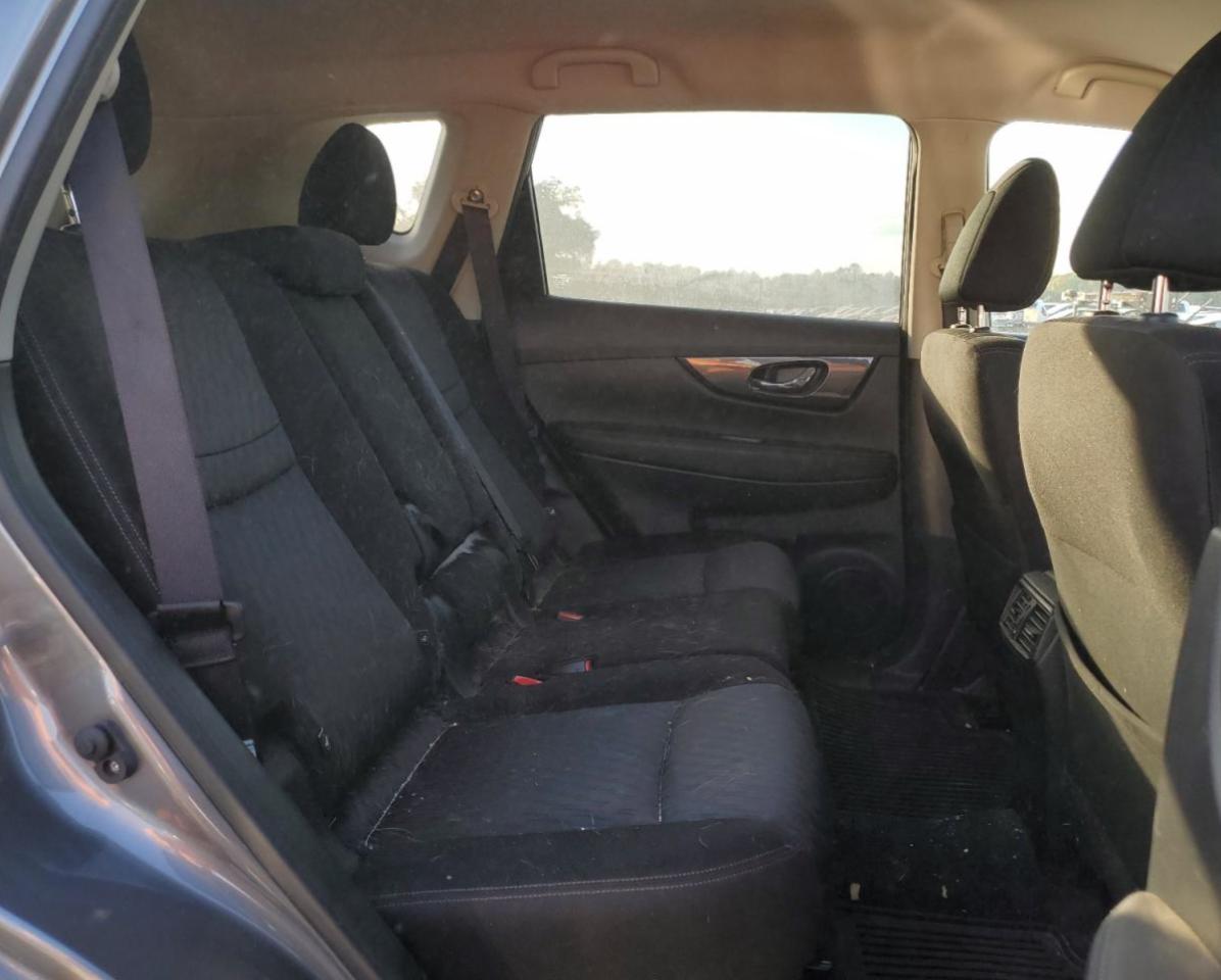 2020 Nissan Rogue - Image 11