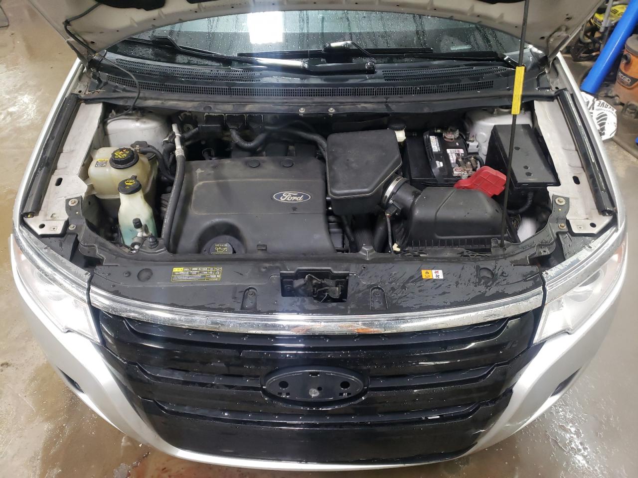 2012 Ford Edge - Image 11