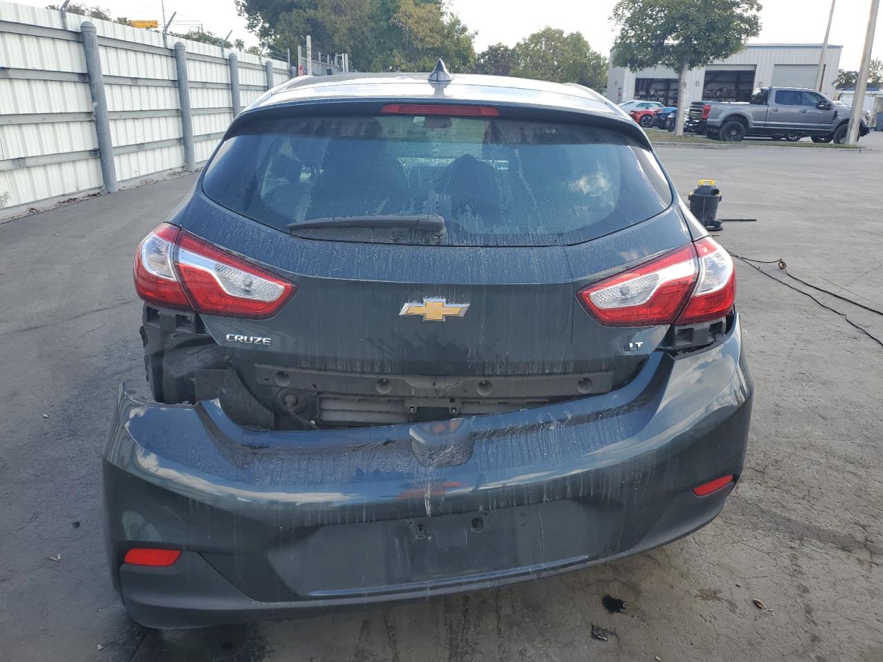 2019 Chevrolet Cruze - Image 6
