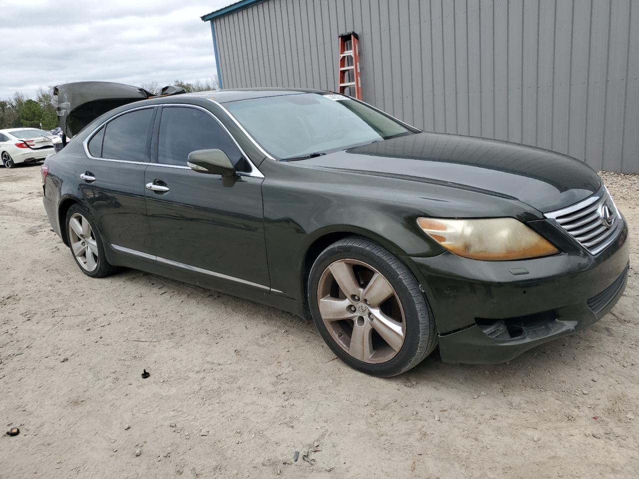 2010 Lexus LS - Image 4