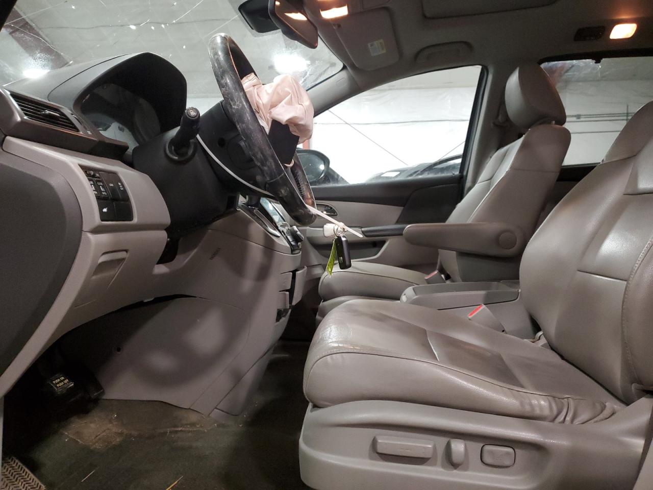 2016 Honda Odyssey - Image 7