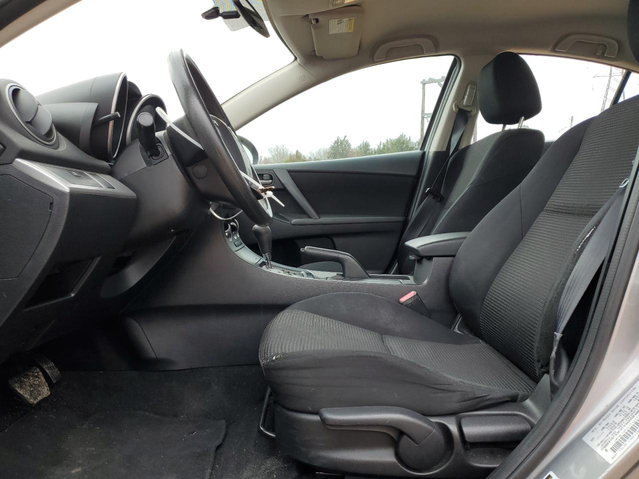 2012 Mazda 3 - Image 7