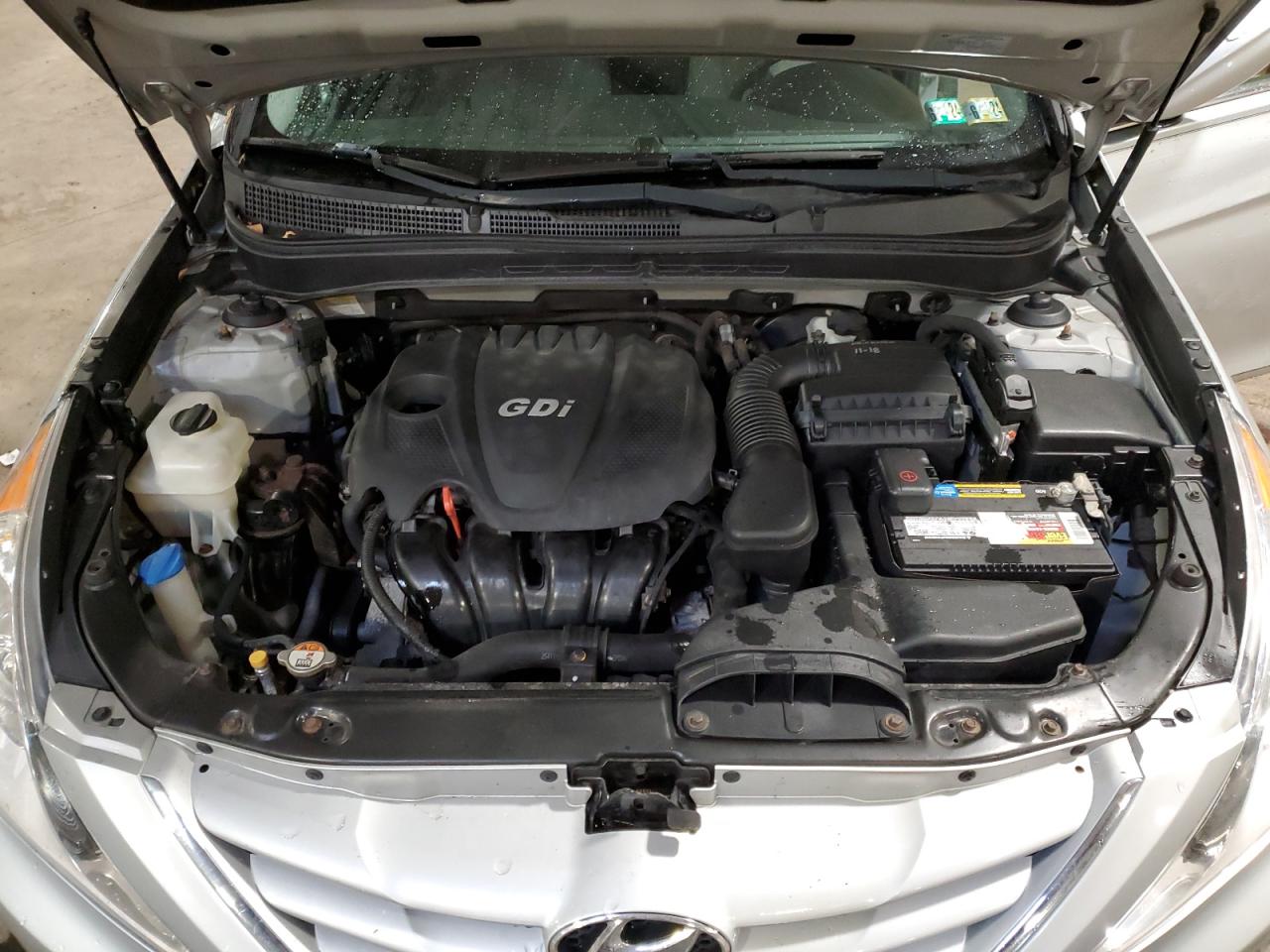 2013 Hyundai Sonata - Image 11
