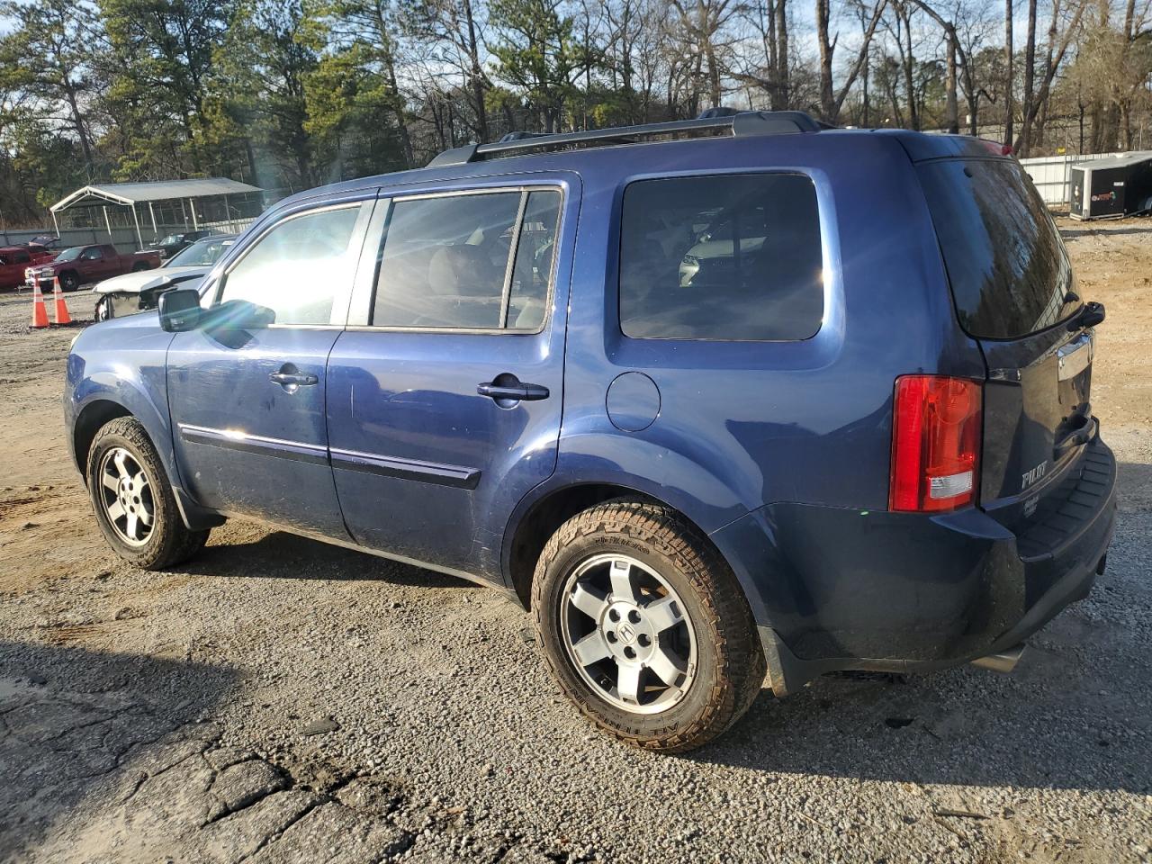 2015 Honda Pilot - Image 2