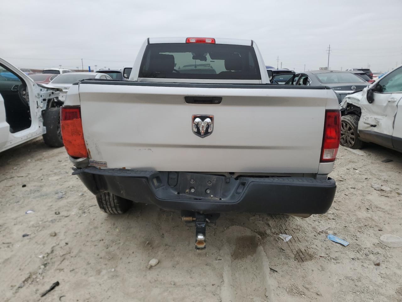 2016 RAM 1500 - Image 6