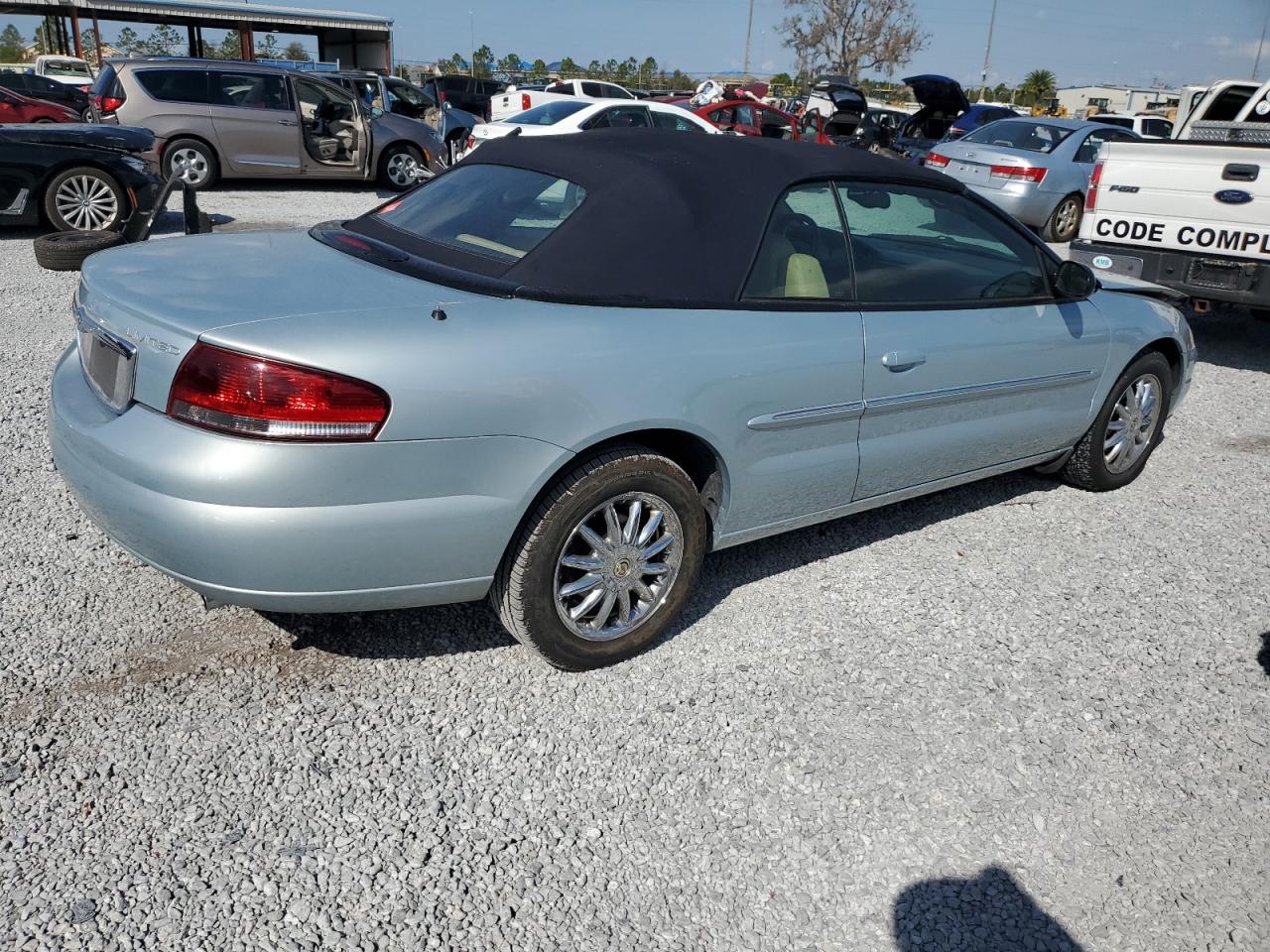 2002 Chrysler Sebring - Image 3