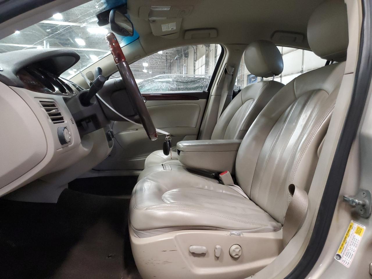 2009 Buick Lucerne - Image 7