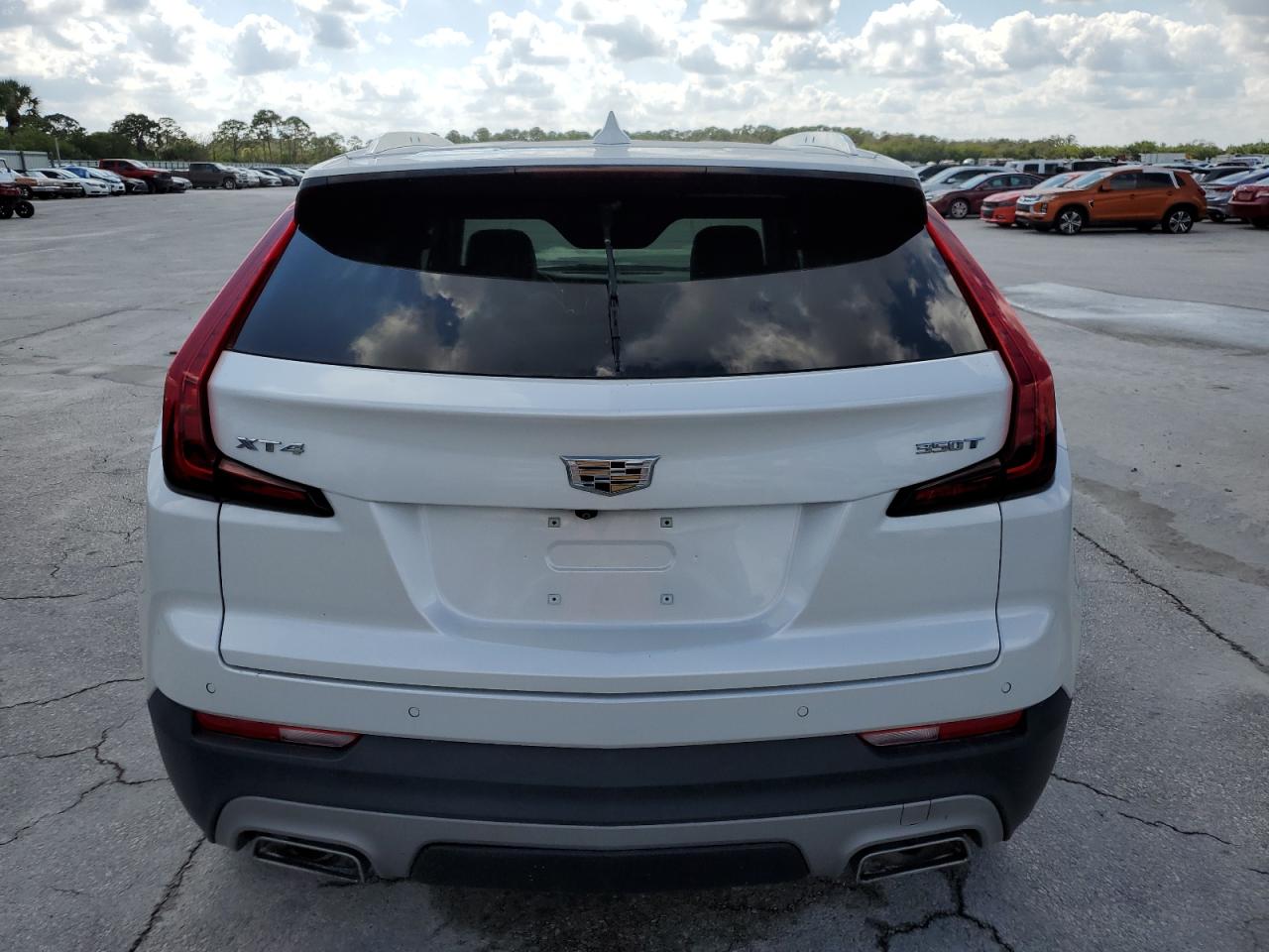 2020 Cadillac Xt4 Premiu VIN: 0LDL0T82495614 Lot: 44537995