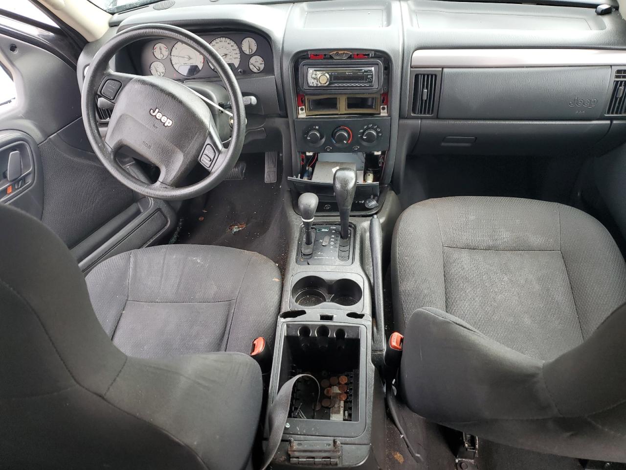 2004 Jeep Grand Cherokee - Image 8
