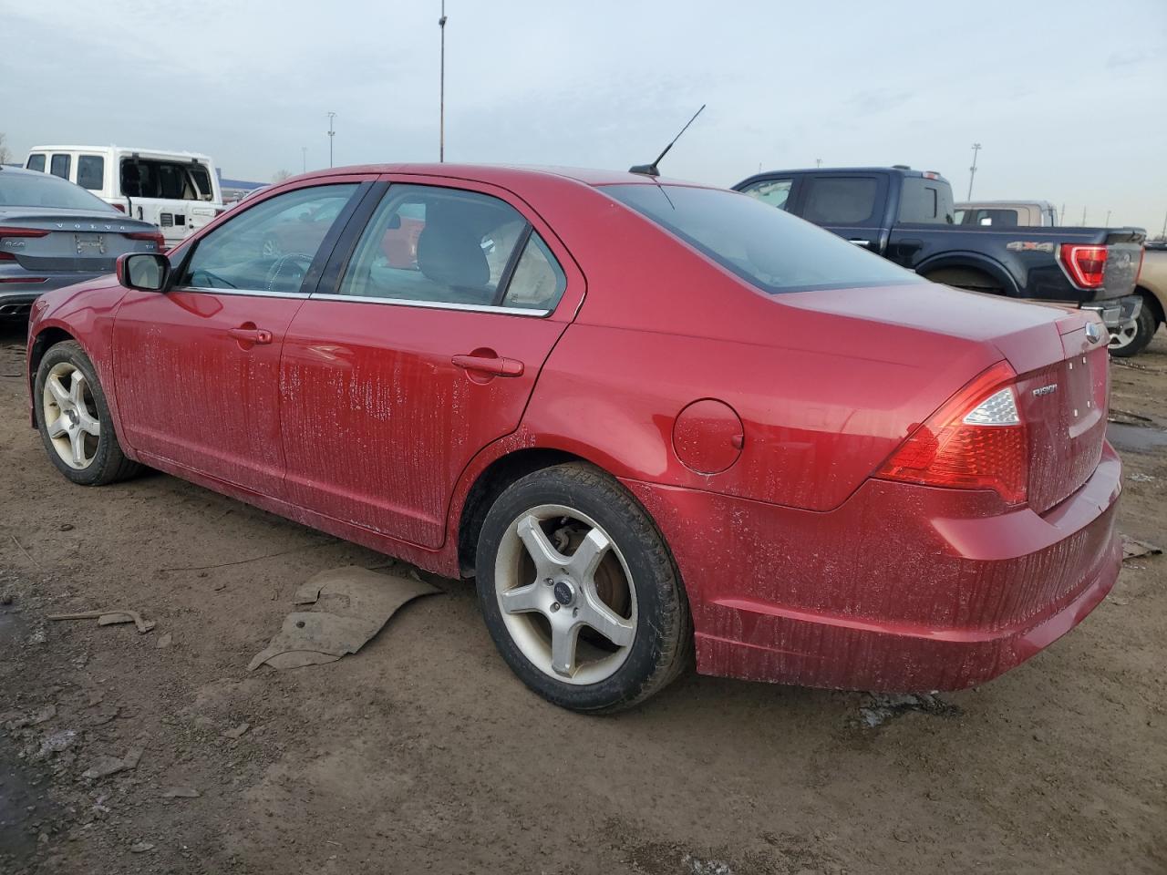2011 Ford Fusion - Image 2