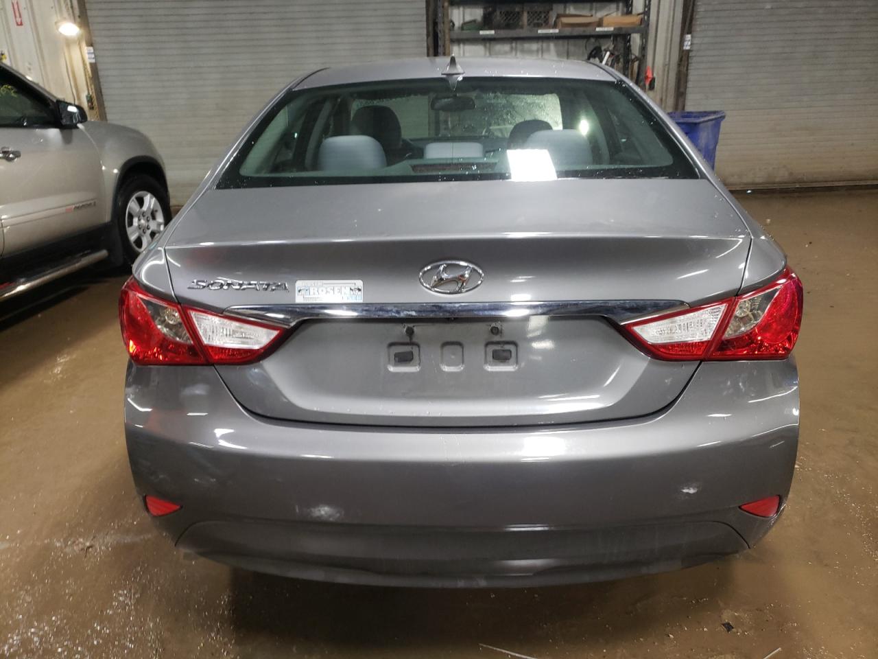 2014 Hyundai Sonata - Image 6