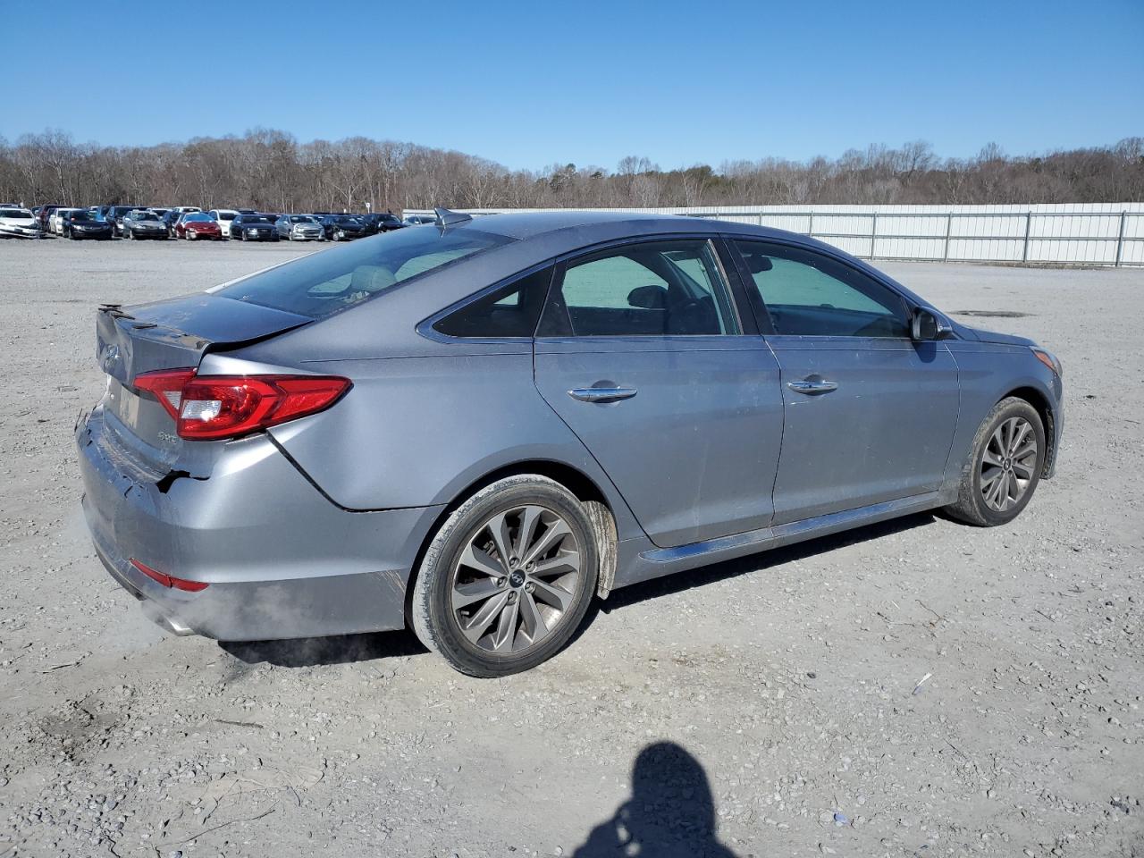 2015 Hyundai Sonata - Image 3