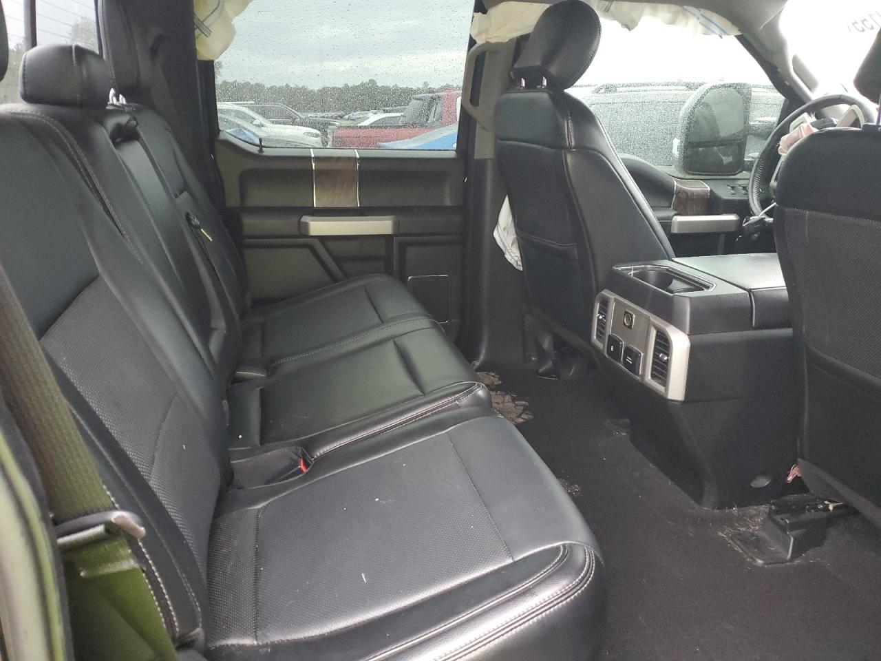2019 Ford F350 - Image 10