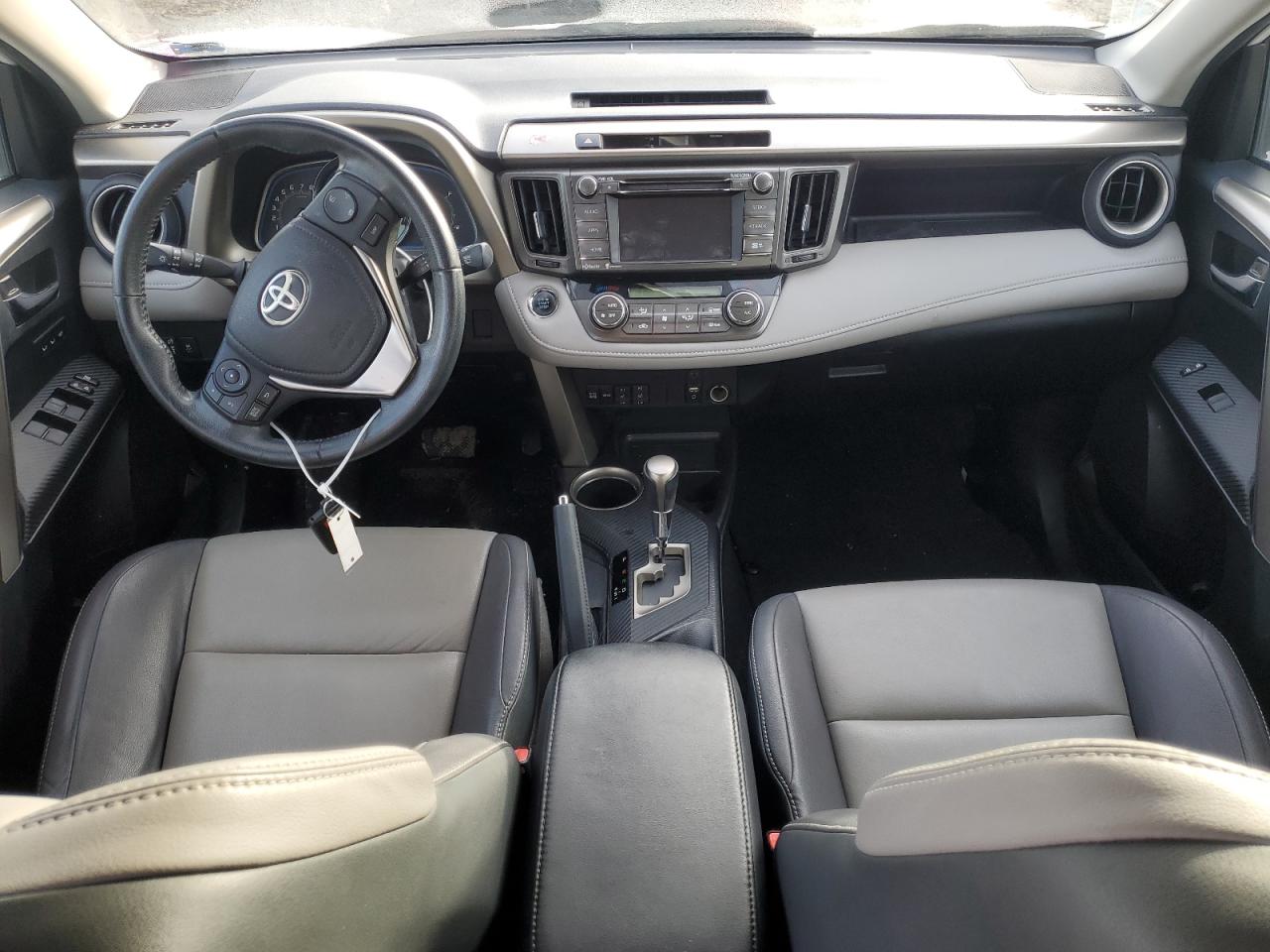 2014 Toyota RAV 4 - Image 8