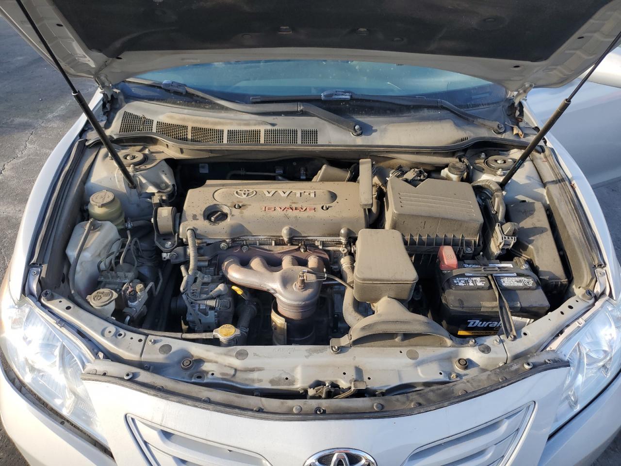2009 Toyota Camry - Image 11