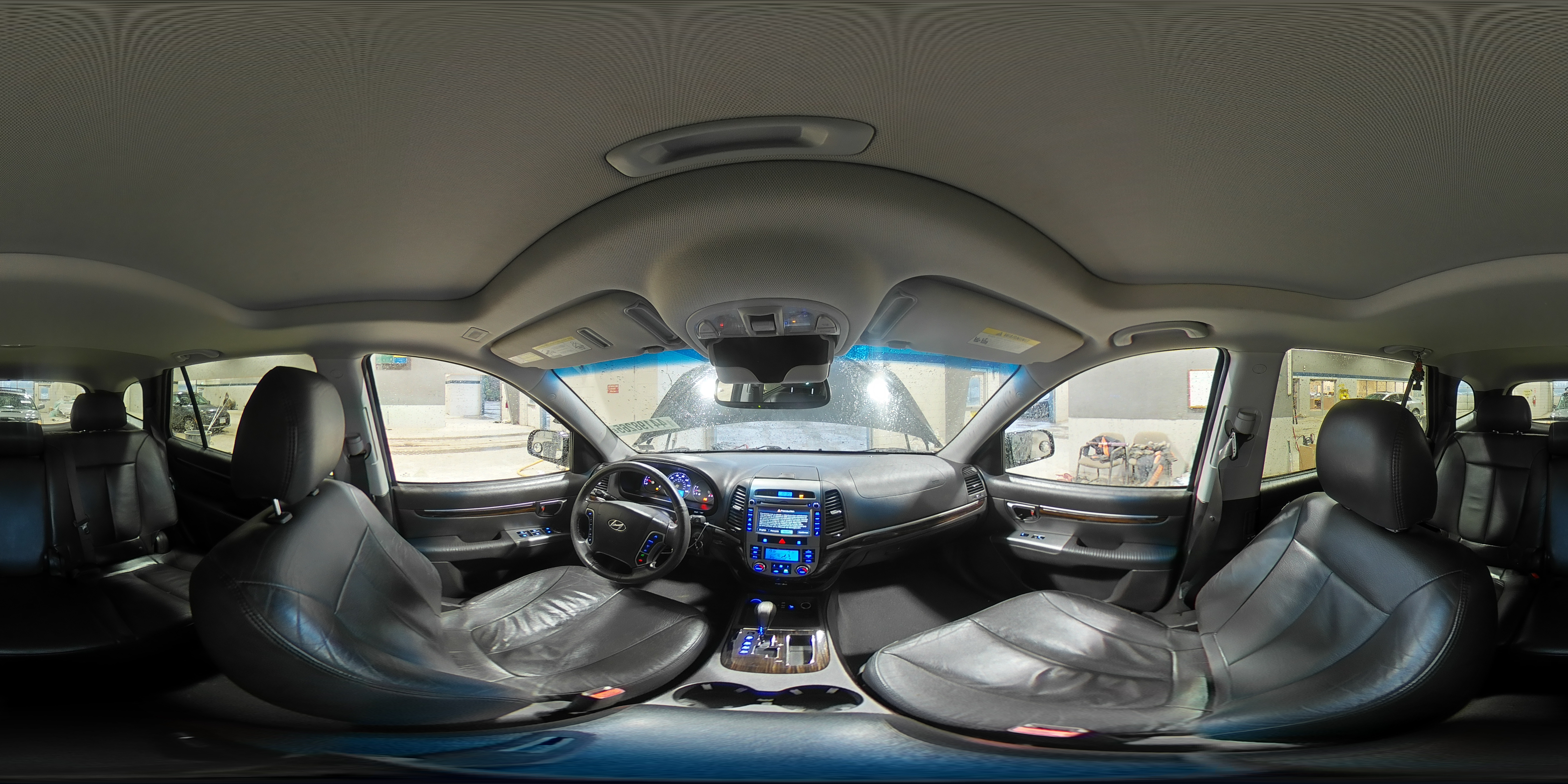 2010 Hyundai Santa Fe - Image 14