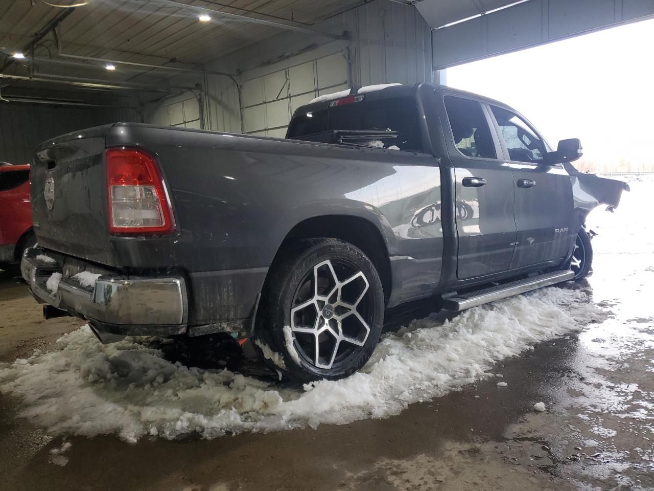 2020 RAM 1500 - Image 3