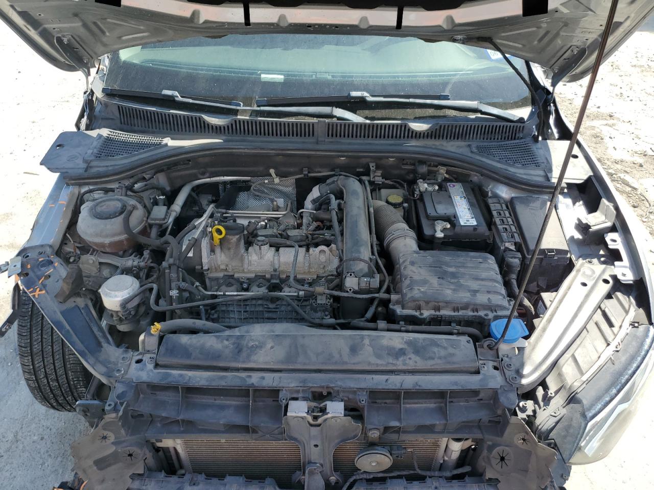 2019 Volkswagen Jetta - Image 11