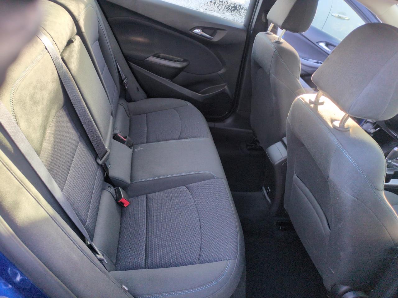 2017 Chevrolet Cruze - Image 10