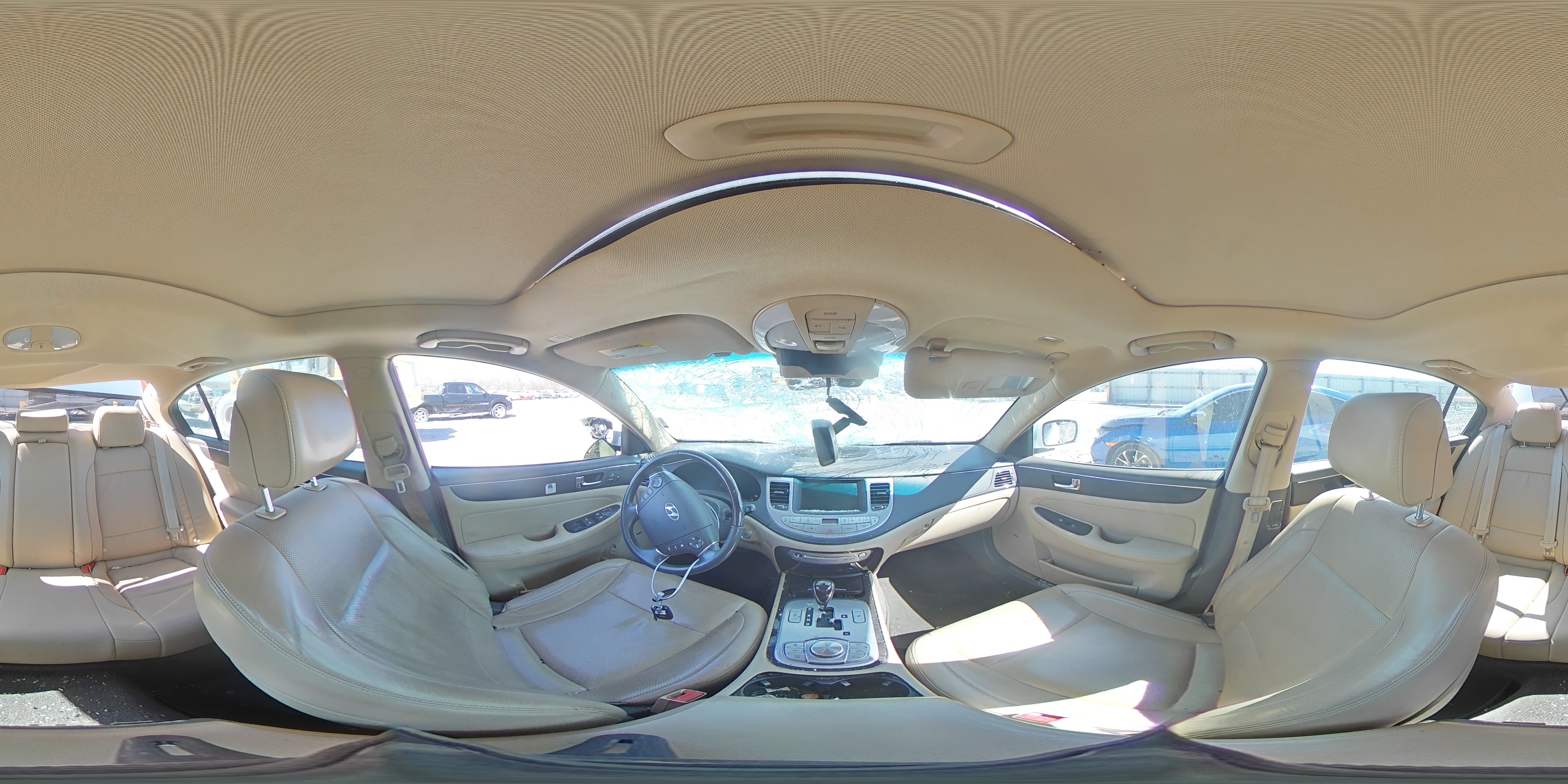2011 Hyundai Genesis - Image 13