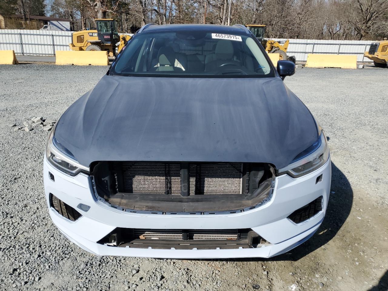 2020 Volvo XC60 - Image 5
