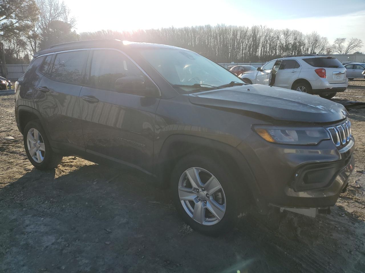 2022 Jeep Compass - Image 4