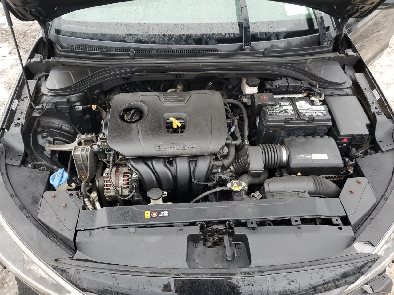 2019 Hyundai Elantra - Image 12