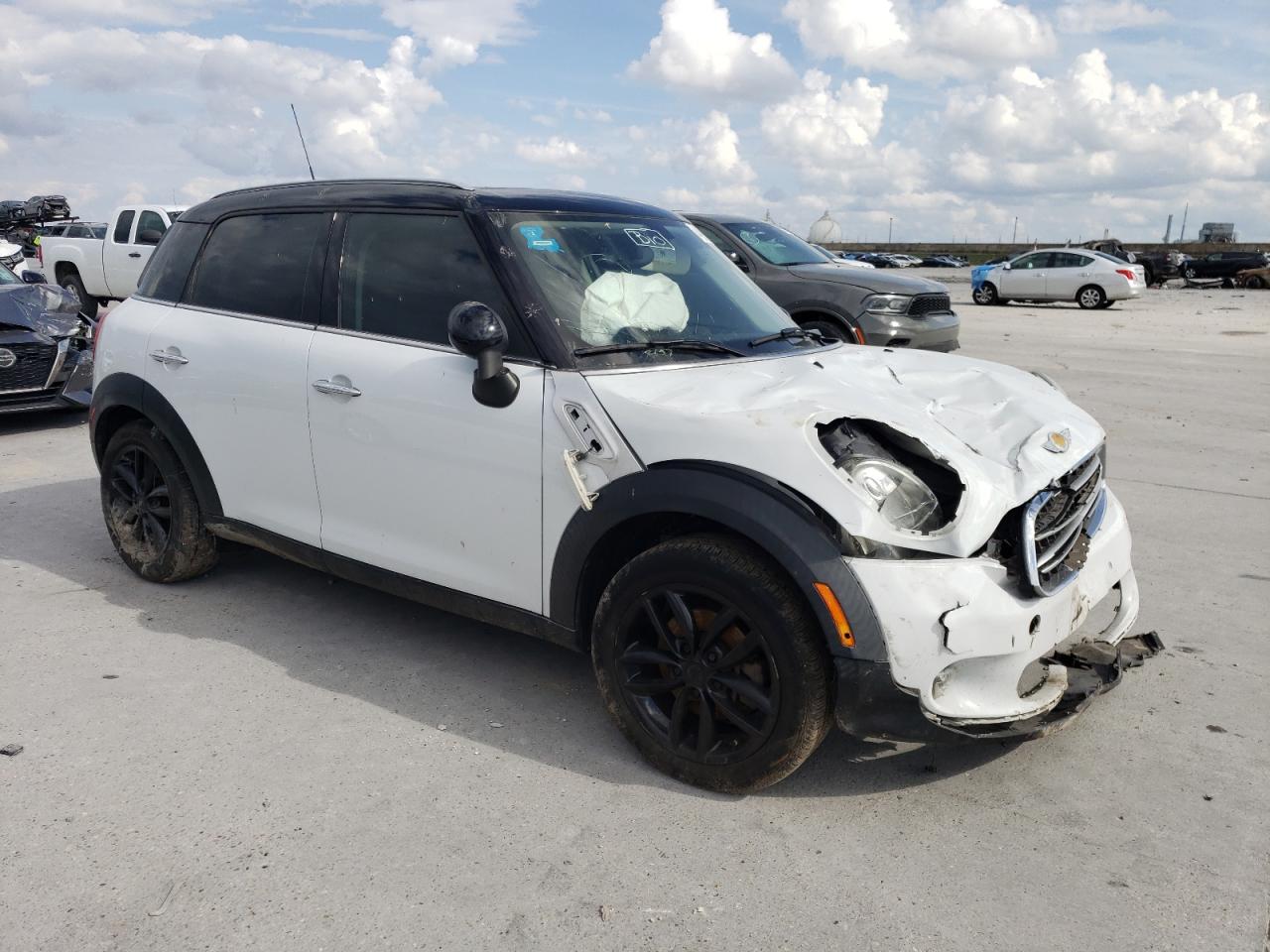 2015 MINI Cooper - Image 4