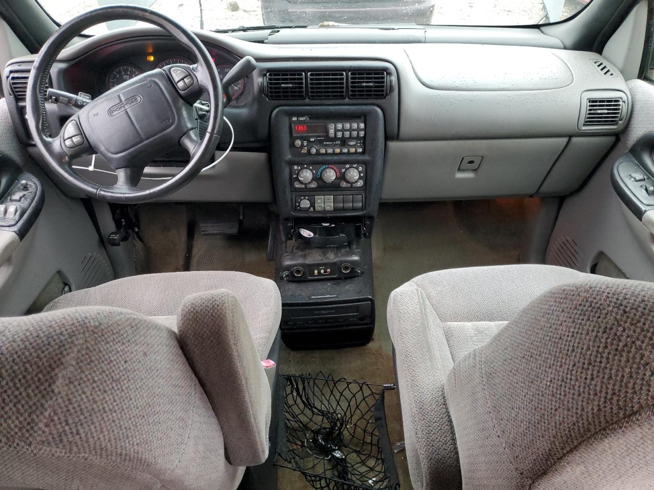 2001 Pontiac Montana - Image 8