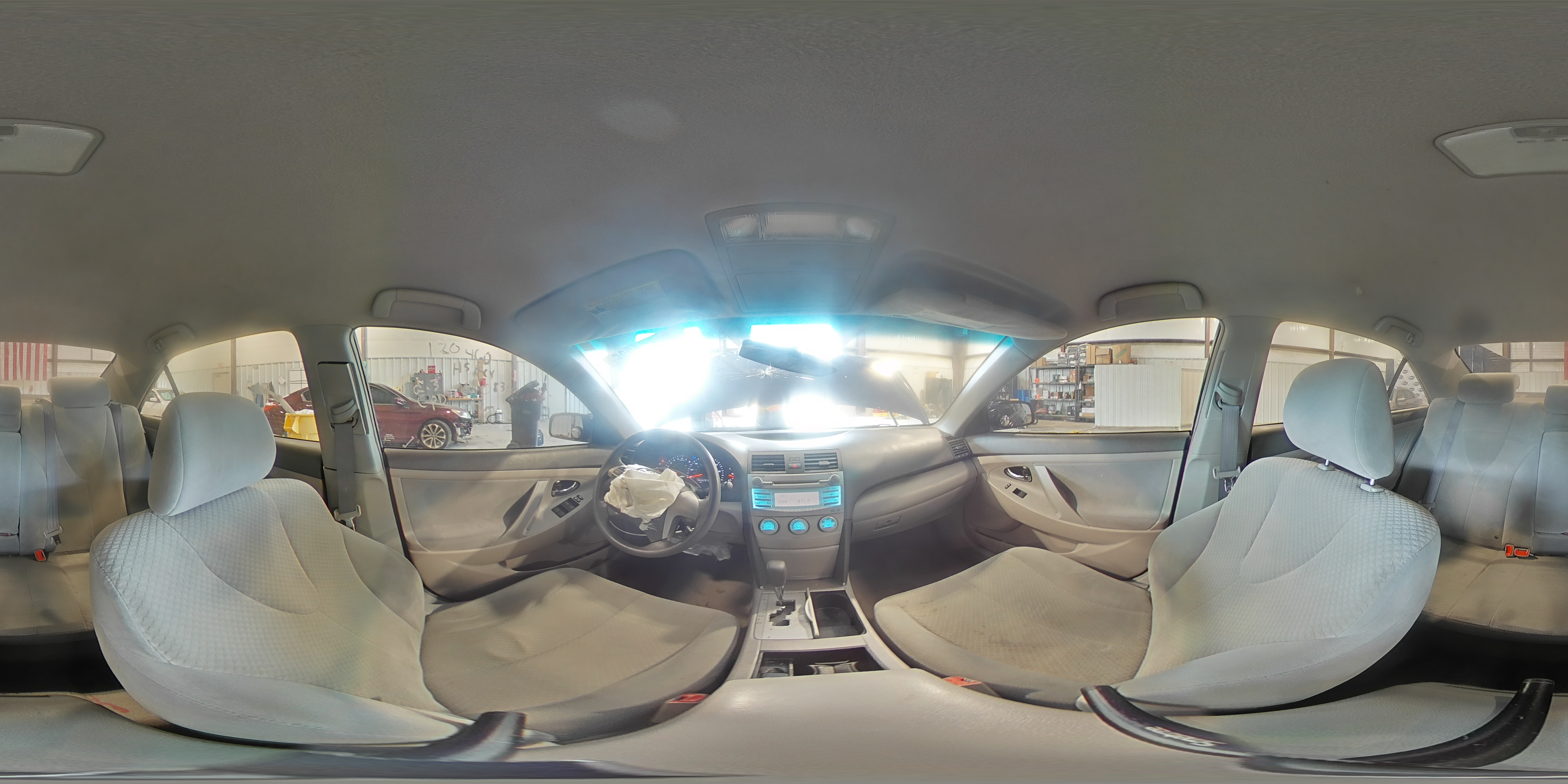 2009 Toyota Camry - Image 13