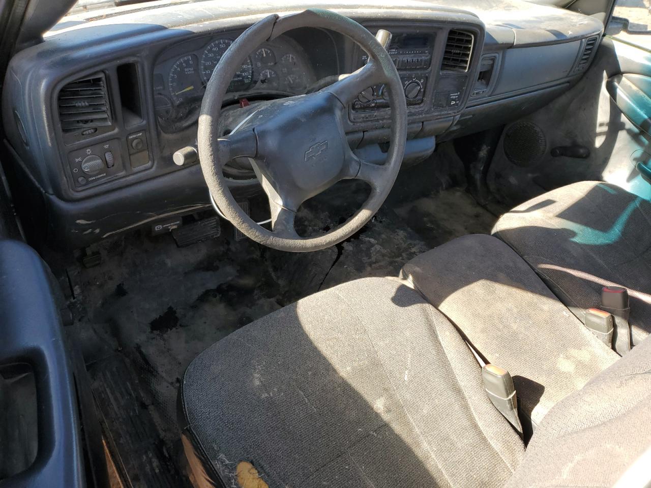 2000 Chevrolet Silverado - Image 8