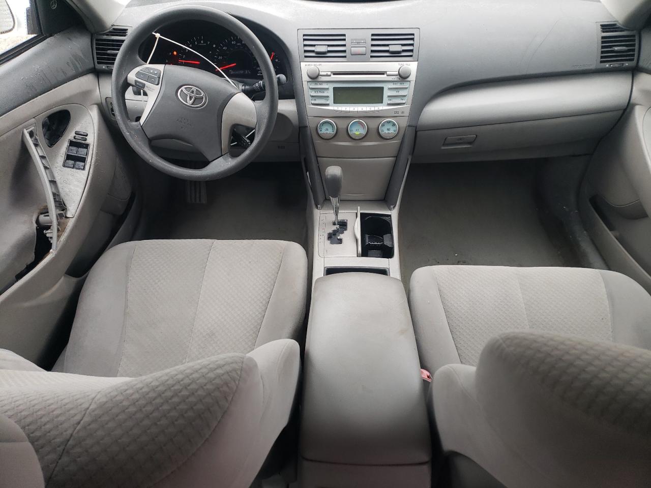 2009 Toyota Camry - Image 8