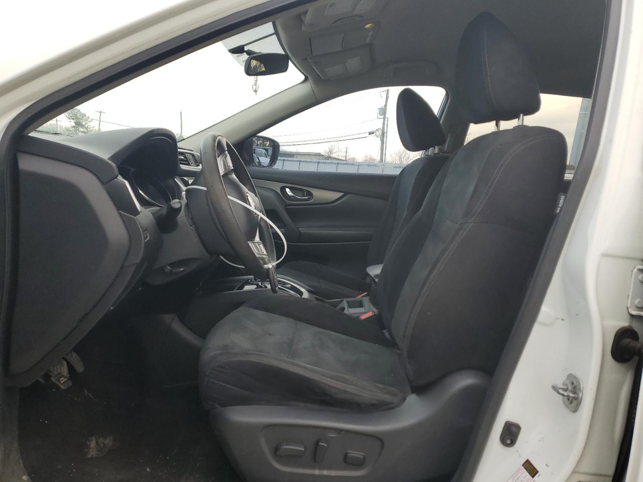 2016 Nissan Rogue - Image 7