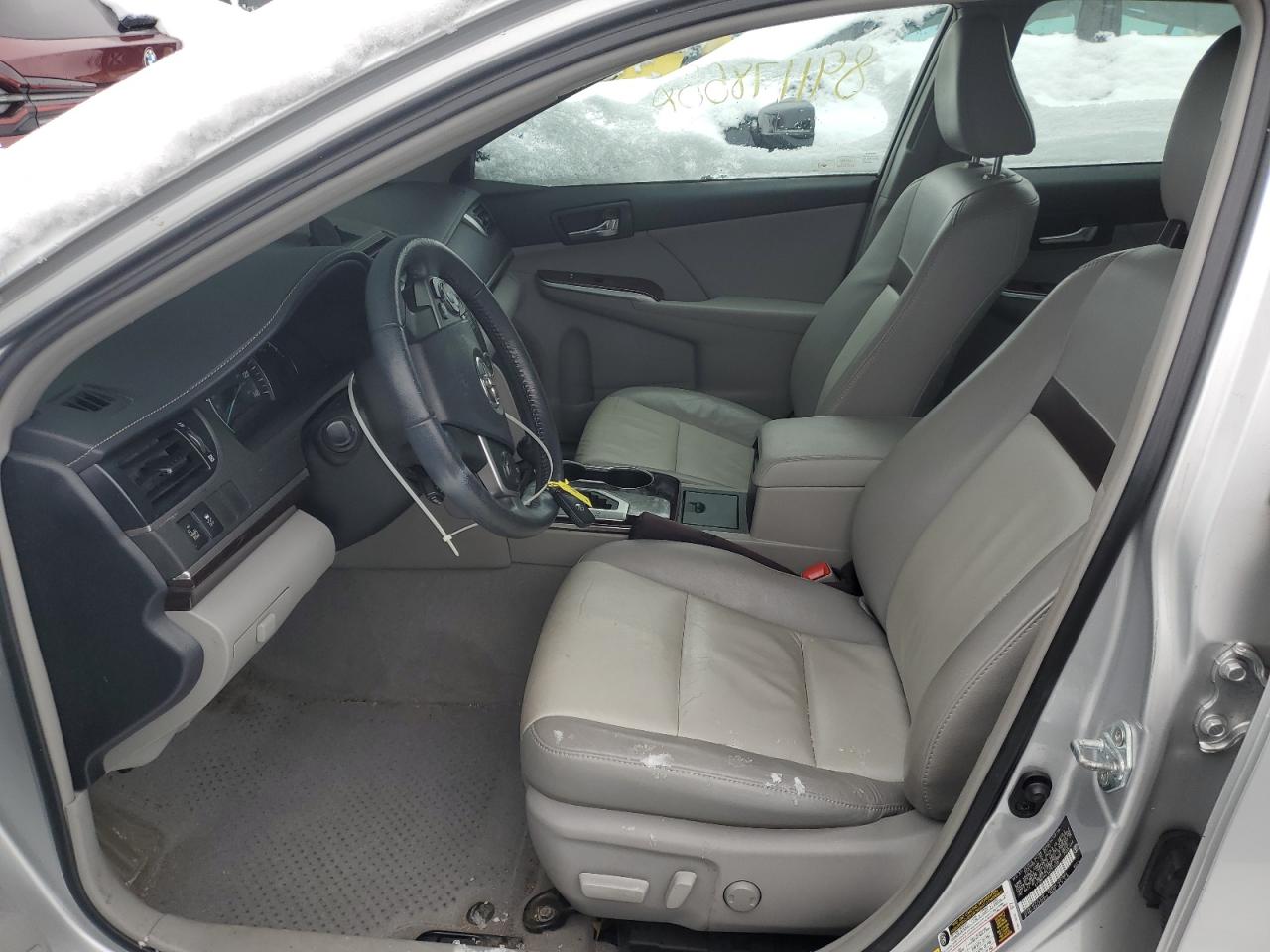 2012 Toyota Camry - Image 7
