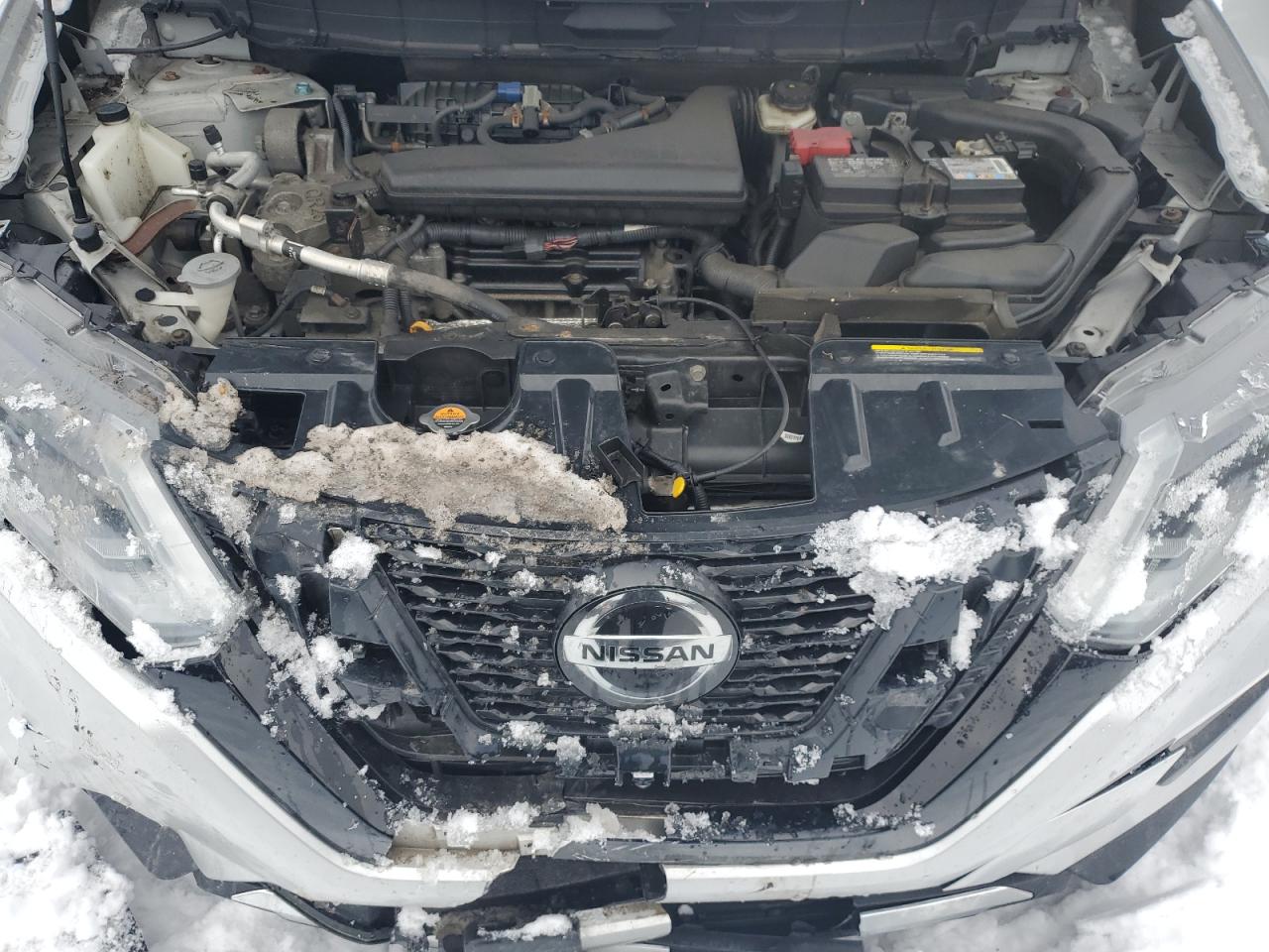 2019 Nissan Rogue - Image 12