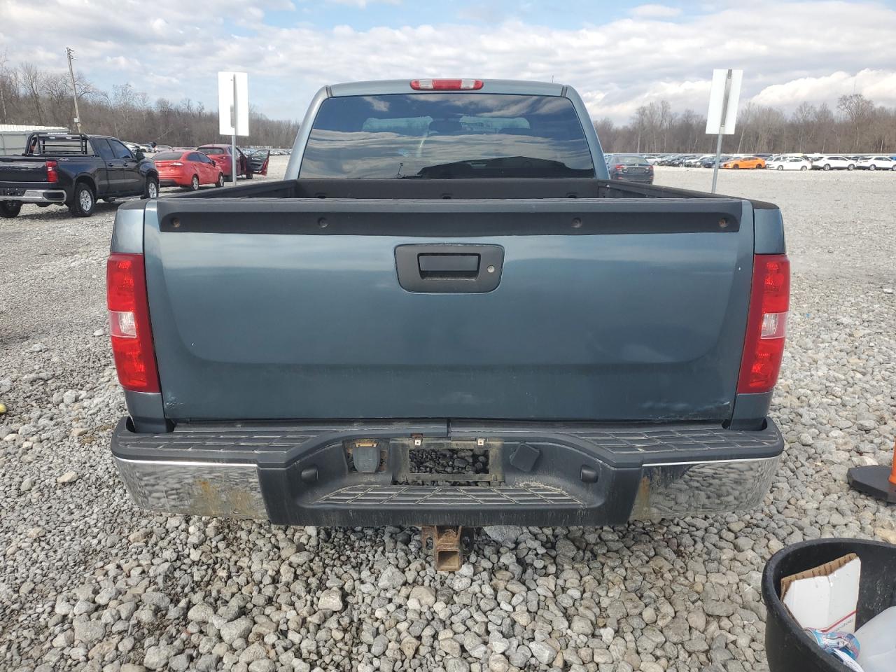 2007 Chevrolet Silverado - Image 6