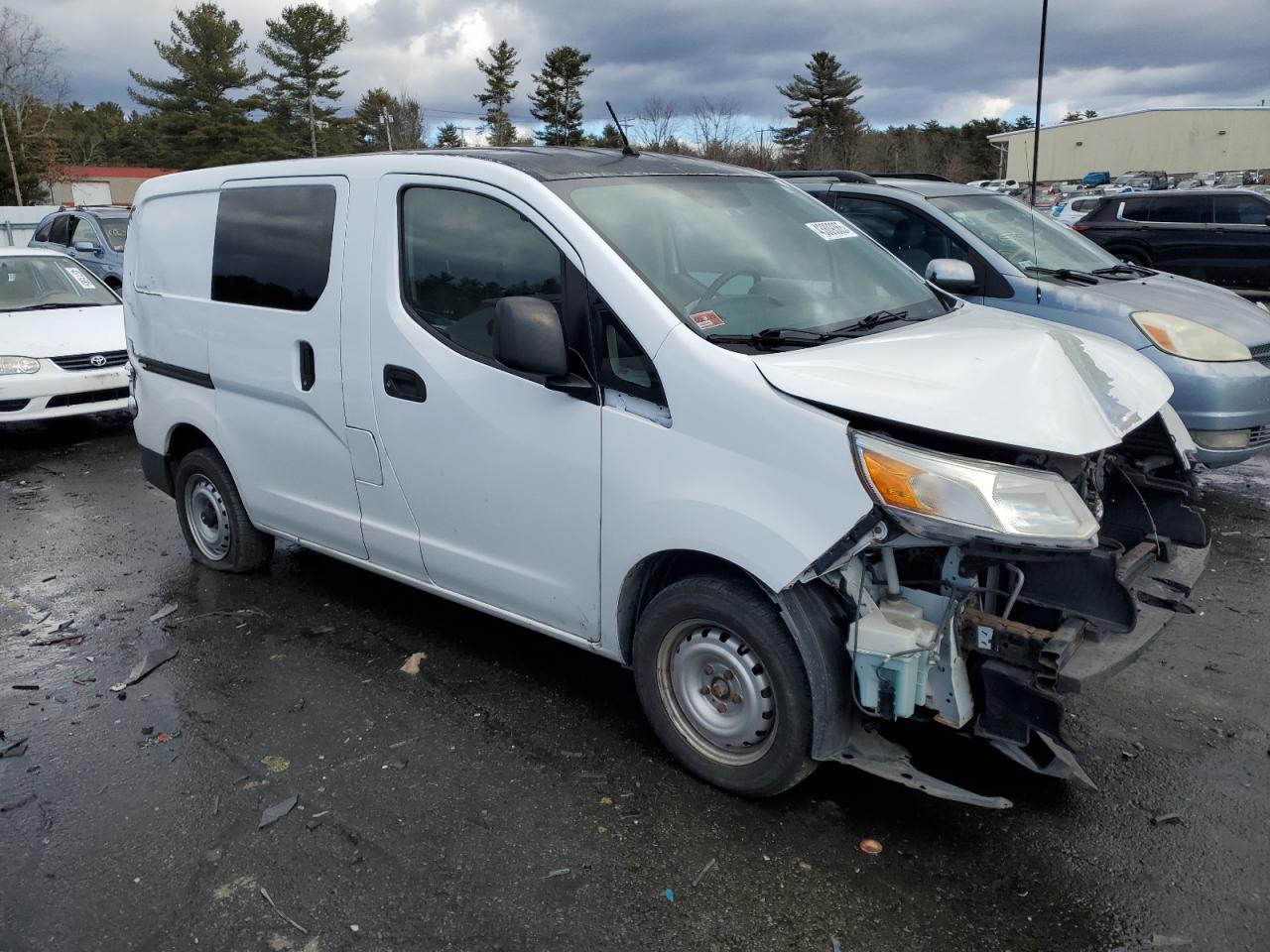 2015 Chevrolet Express - Image 4