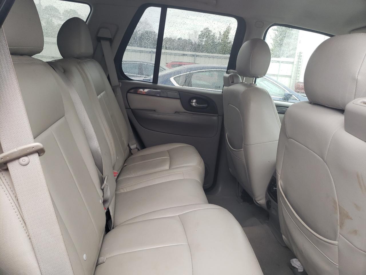 2008 GMC Envoy - Image 10