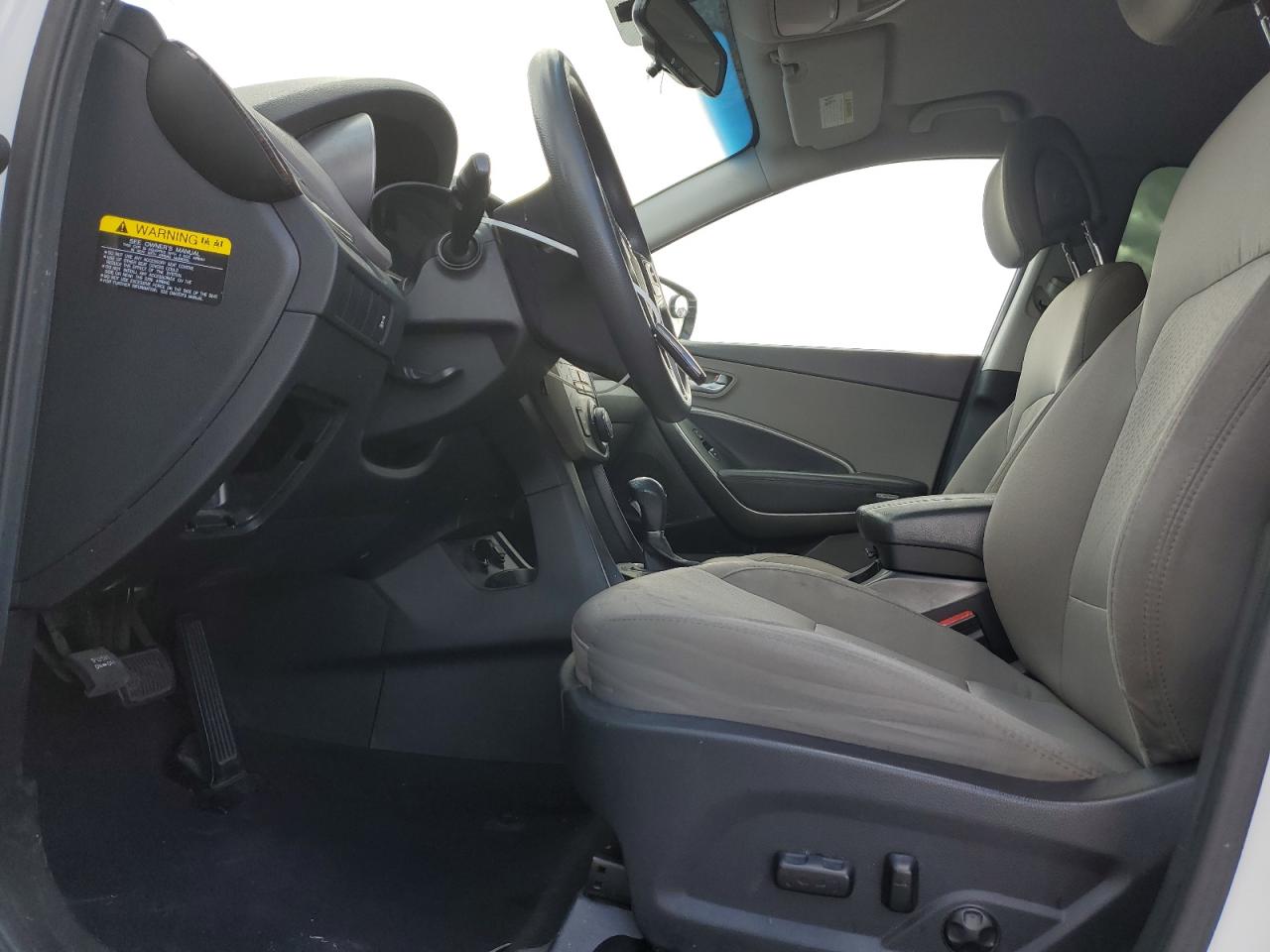 2018 Hyundai Santa Fe - Image 7