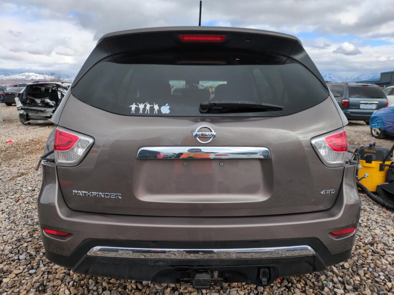 2014 Nissan Pathfinder - Image 6